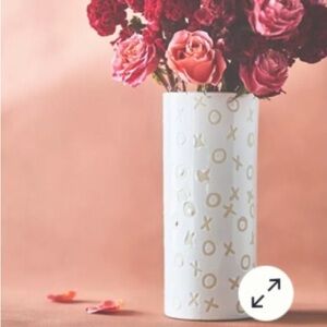 Anthropologie Vase Ceramic Large Hugs and Kisses New With Tag